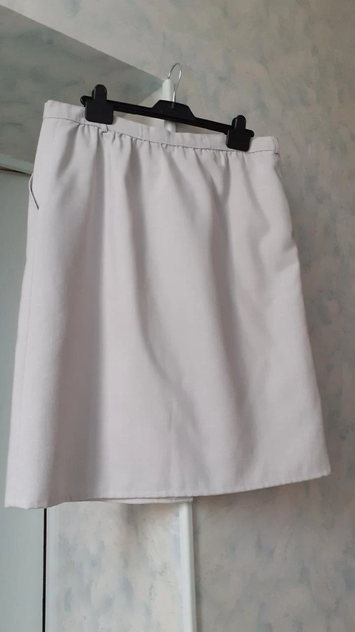 Women's skirt size 48 – photo 2